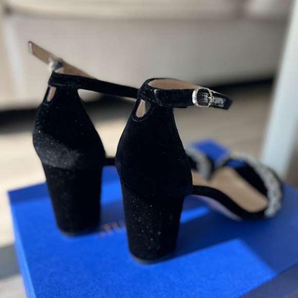 STUART WEITZMAN High-shine Sandal, Size 7.5 - Picture 7 of 10